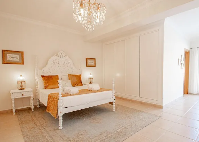 Colina Rio Amazing Views! Villa Ferragudo (Faro)