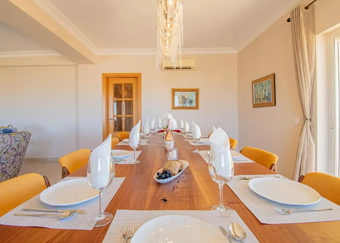 Villa Colina Rio Amazing Views! *